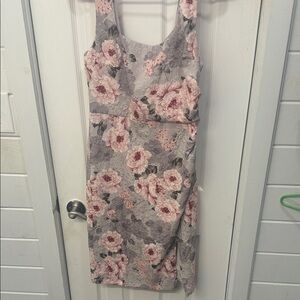 JJs House Floral Midi Dress - Pink and Gray 🦋